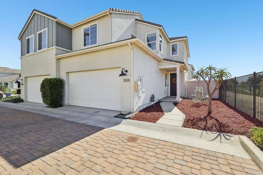 Property photo for 1991 Julie Dawn Place, Escondido, CA