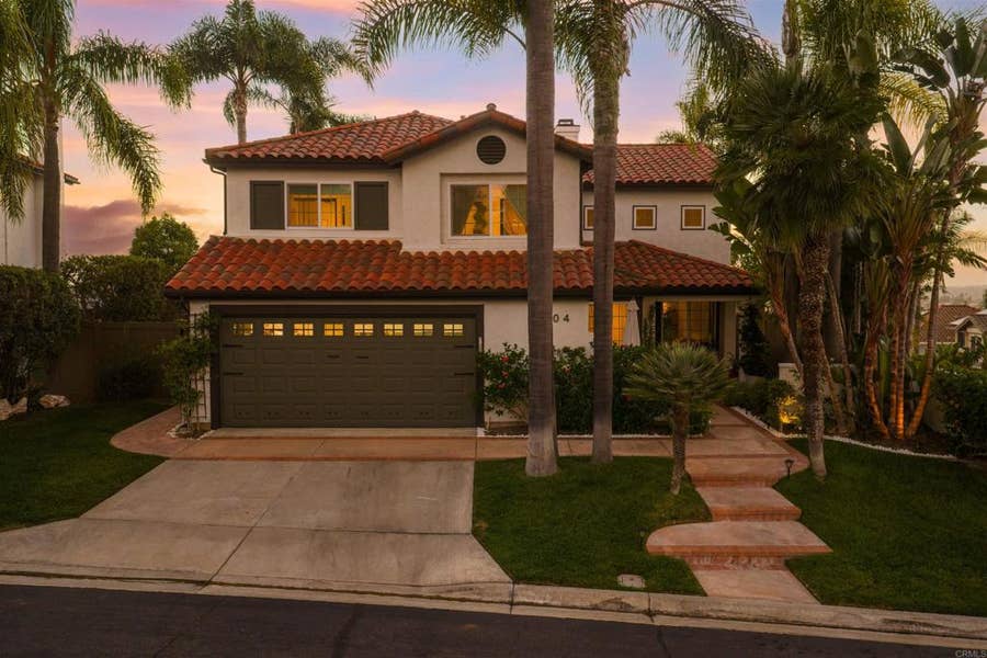 Property photo for 5004 Viewridge Way, Oceanside, CA