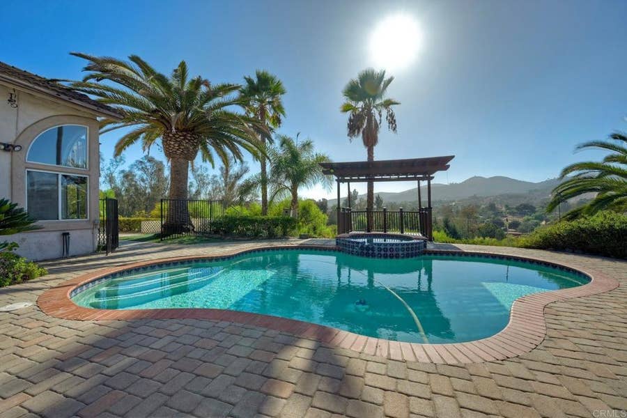 Property photo for 2795 Canyon Oak Pl Place, Escondido, CA