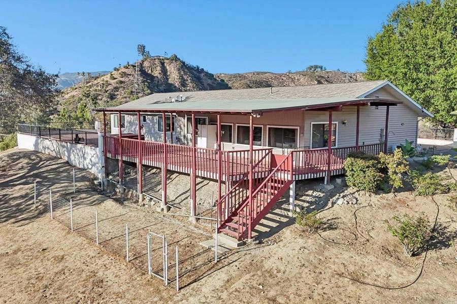 Property photo for 39339 De Luz Road, Fallbrook, CA