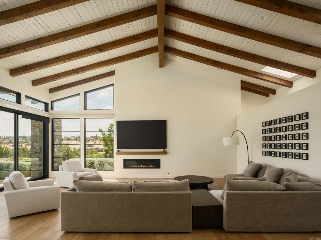 7555 Northern Lights, San Diego, CA 92127 family room