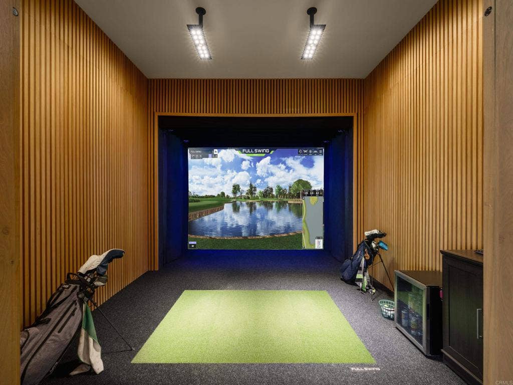 7555 Northern Lights, San Diego, CA 92127 Full Swing Golf Simulator