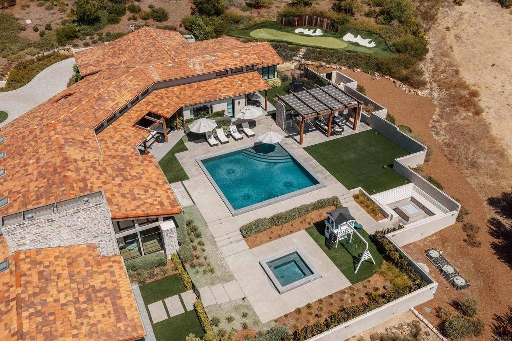 7555 Northern Lights, San Diego, CA 92127 7555 Northern Lights, San Diego, CA 92127