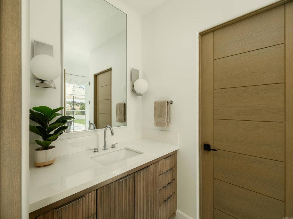 7555 Northern Lights, San Diego, CA 92127 7555 Northern Lights, San Diego, CA 92127