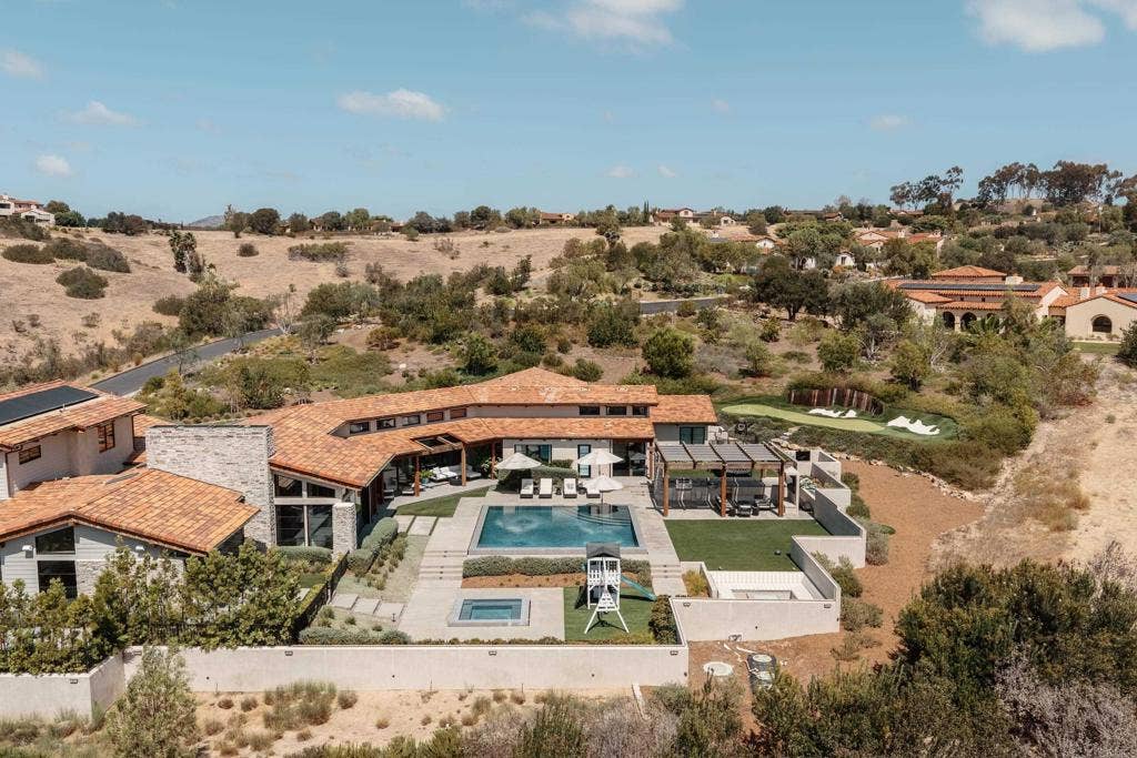 7555 Northern Lights, San Diego, CA 92127 7555 Northern Lights, San Diego, CA 92127