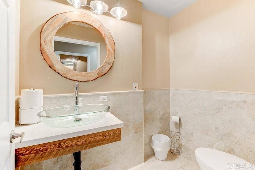 140 N Escondido Boulevard, Escondido, CA 92025 140 N Escondido Boulevard, Escondido, CA 92025