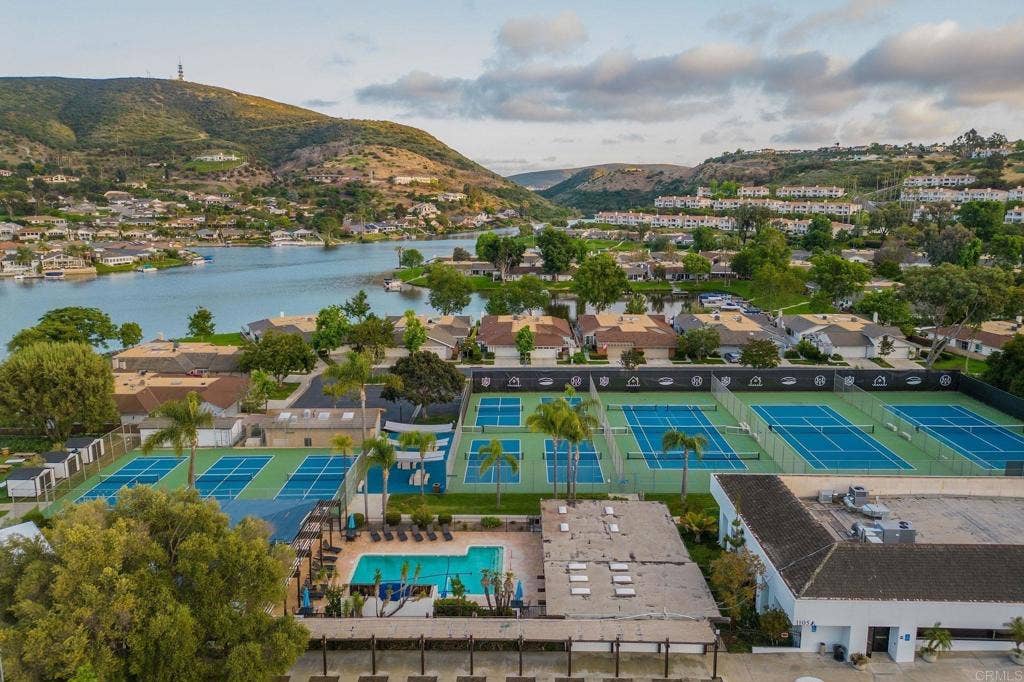 1242 Rue Saint Moritz, San Marcos, CA 92078 1242 Rue Saint Moritz, San Marcos, CA 92078