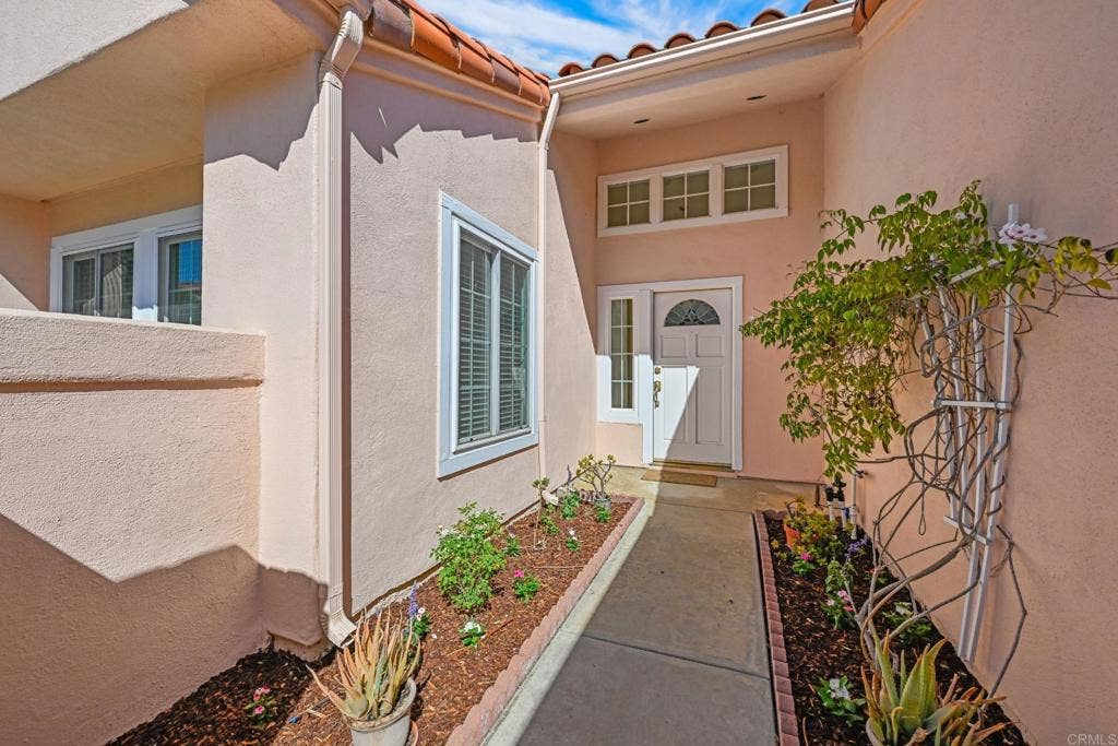 1242 Rue Saint Moritz, San Marcos, CA 92078 1242 Rue Saint Moritz, San Marcos, CA 92078