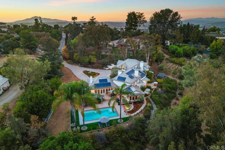 Property photo for 5241 Alzeda Drive, La Mesa, CA