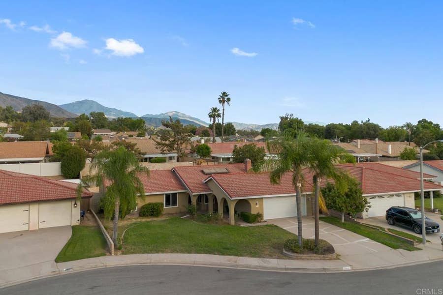 Property photo for 2905 Indian Canyon Court, Highland, CA