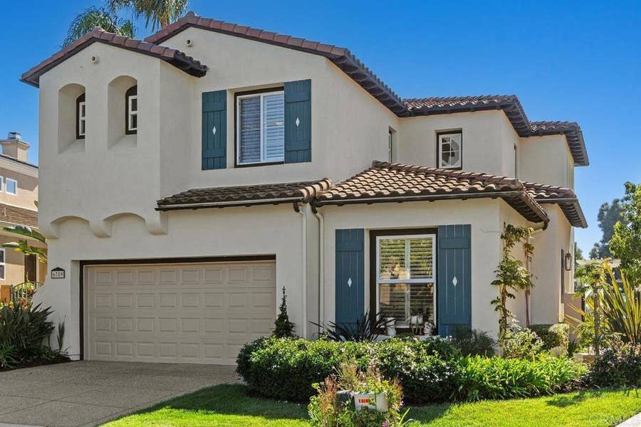 Property photo for 6789 AVENA Court, Carlsbad, CA