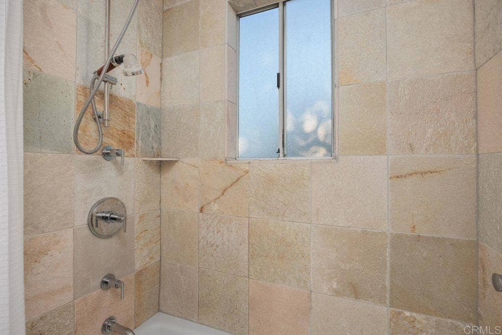 7020 Lantana, Carlsbad, CA 92011