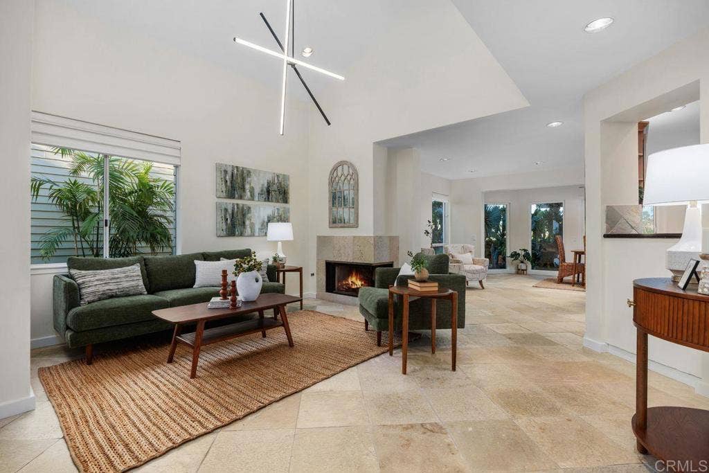 7020 Lantana, Carlsbad, CA 92011