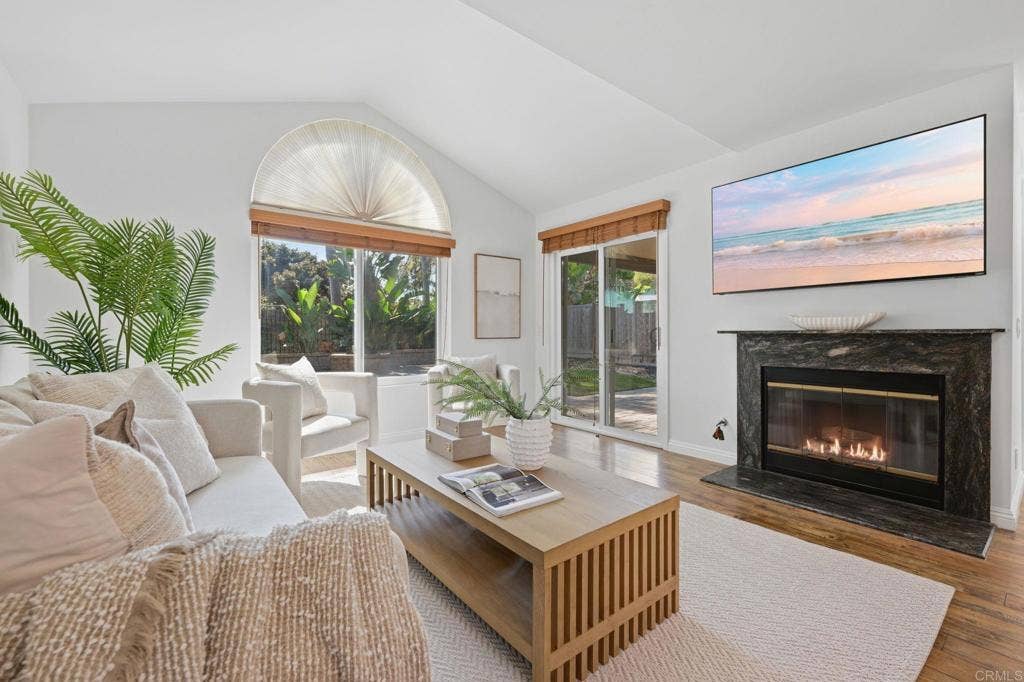 1866 Via Primero, Oceanside, CA 92056 1866 Via Primero, Oceanside, CA 92056