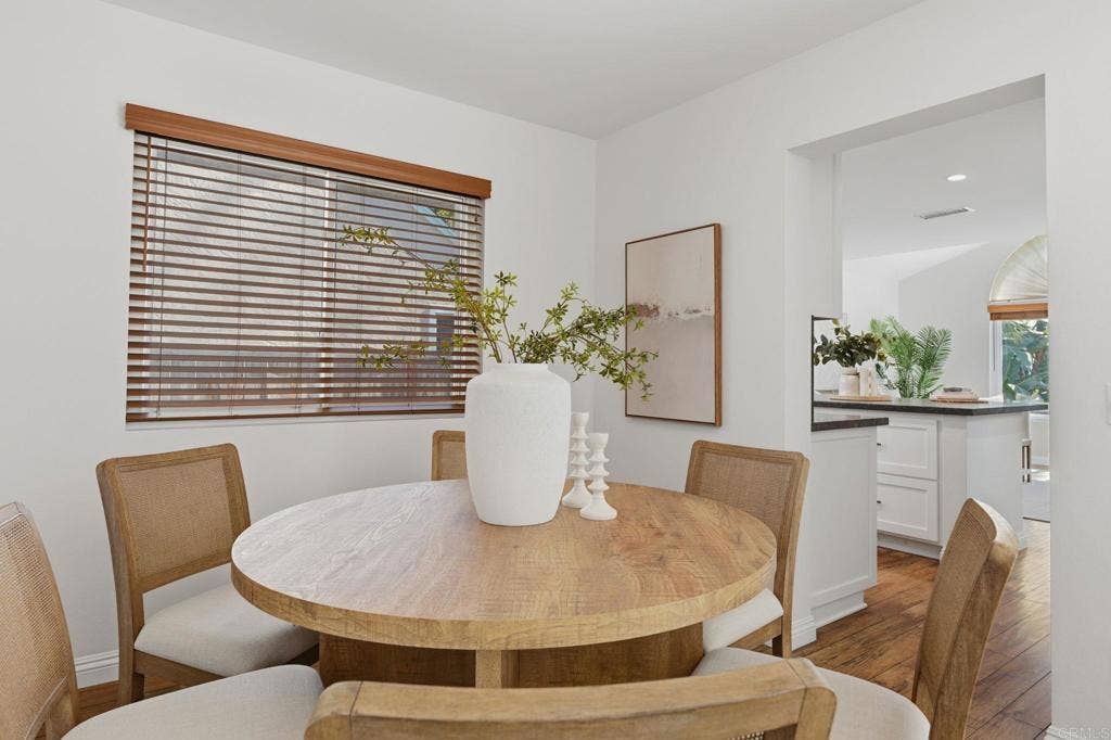 1866 Via Primero, Oceanside, CA 92056 1866 Via Primero, Oceanside, CA 92056