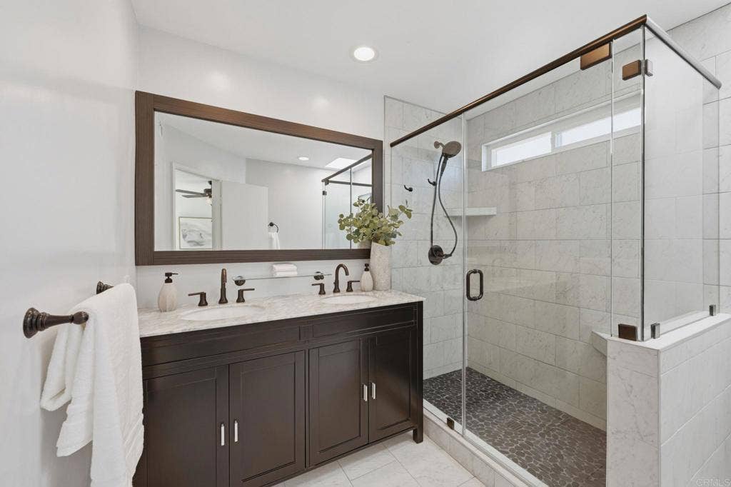 1866 Via Primero, Oceanside, CA 92056 1866 Via Primero, Oceanside, CA 92056