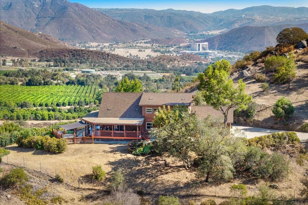 17552 S Mesa Drive, Pauma Valley, CA 92061 17552 S Mesa Drive, Pauma Valley, CA 92061
