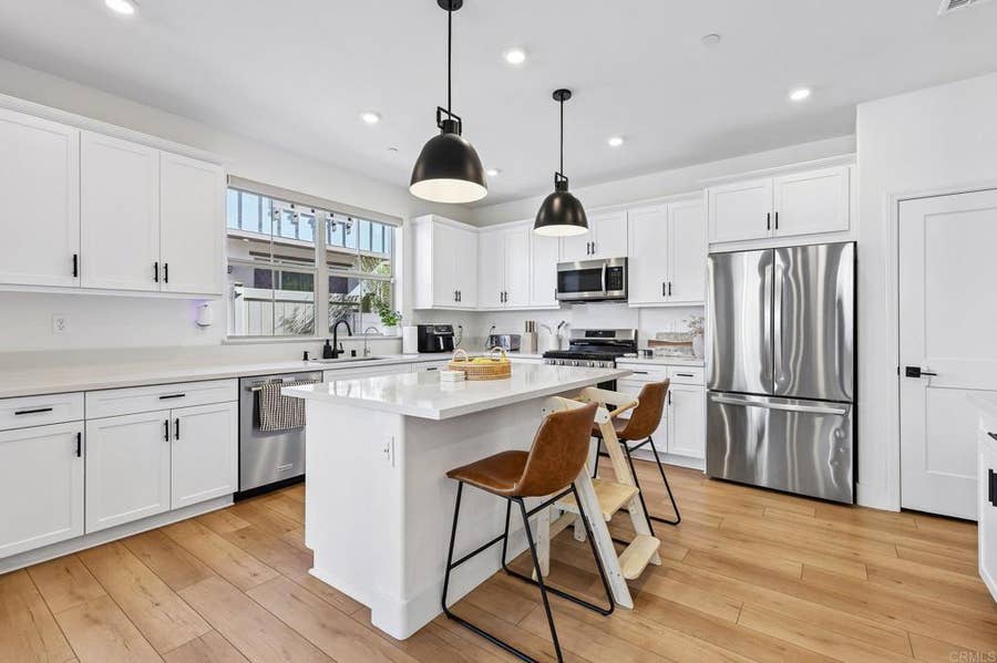 Property photo for 1705 Valley Oak Way, Oceanside, CA