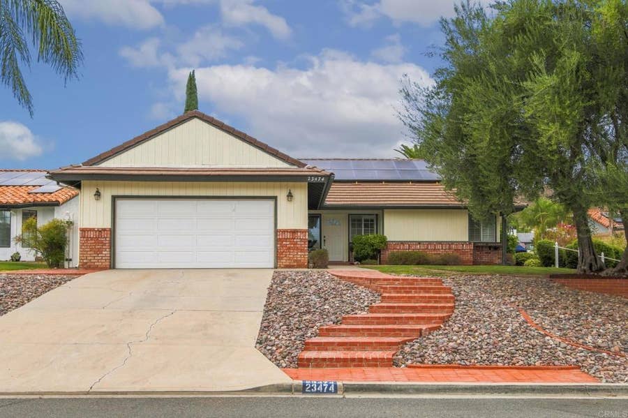 Property photo for 23474 Silver Strike Drive, Canyon Lake, CA