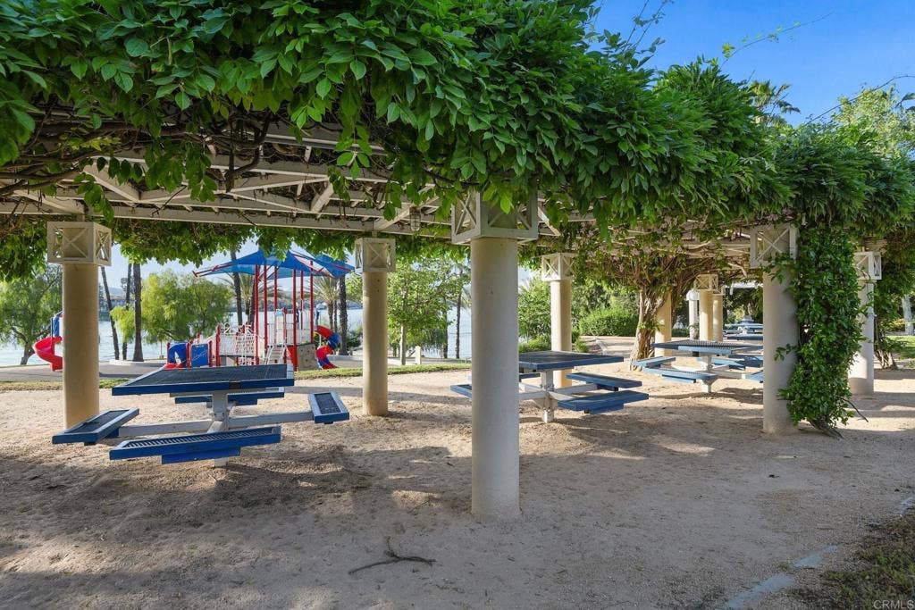 23474 Silver Strike Drive, Canyon Lake, CA 92587
