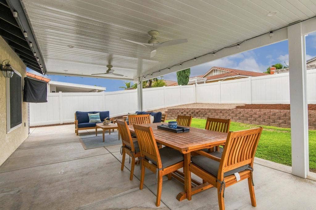 23474 Silver Strike Drive, Canyon Lake, CA 92587