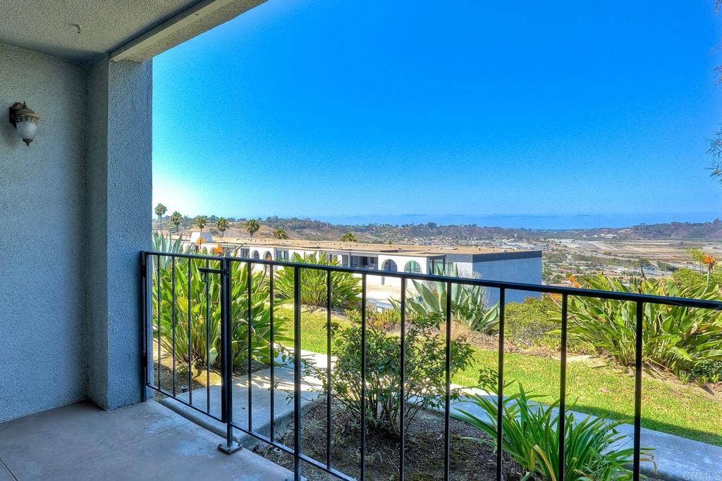 3612 Vista Bella, Oceanside, CA 92056 Patio/Deck