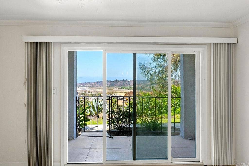 3612 Vista Bella, Oceanside, CA 92056 Slider to Patio