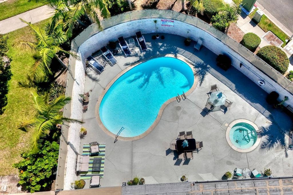 3612 Vista Bella, Oceanside, CA 92056 3612 Vista Bella, Oceanside, CA 92056