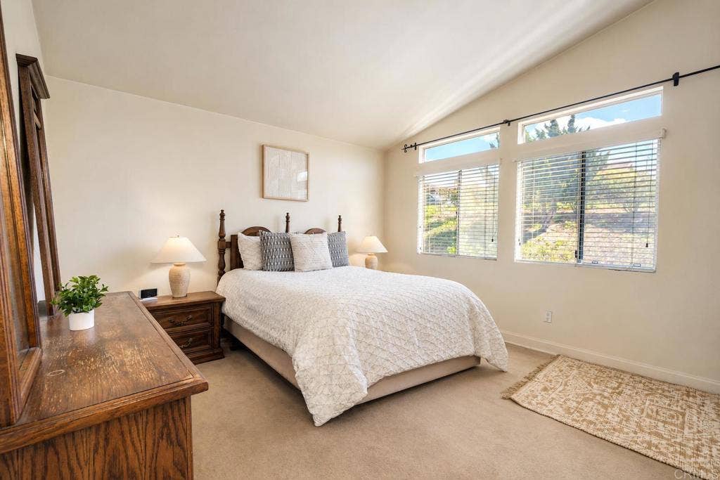 621 Paseo Rio, Vista, CA 92081