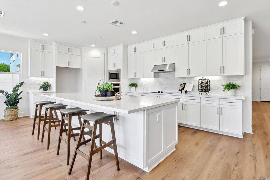 3521 Butler Place, Escondido, CA 92027