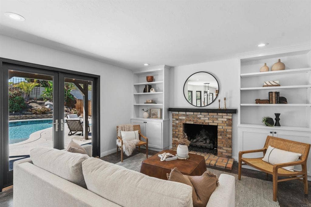 2687 Waterbury Way, Carlsbad, CA 92010 2687 Waterbury Way, Carlsbad, CA 92010
