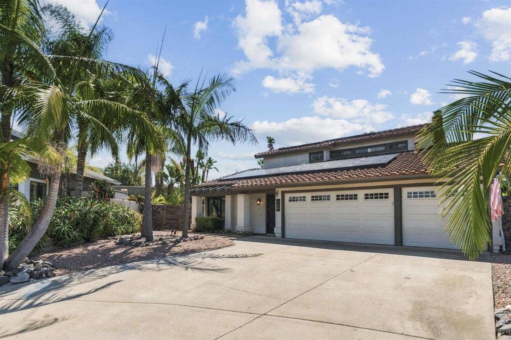 2687 Waterbury Way, Carlsbad, CA 92010 2687 Waterbury Way, Carlsbad, CA 92010