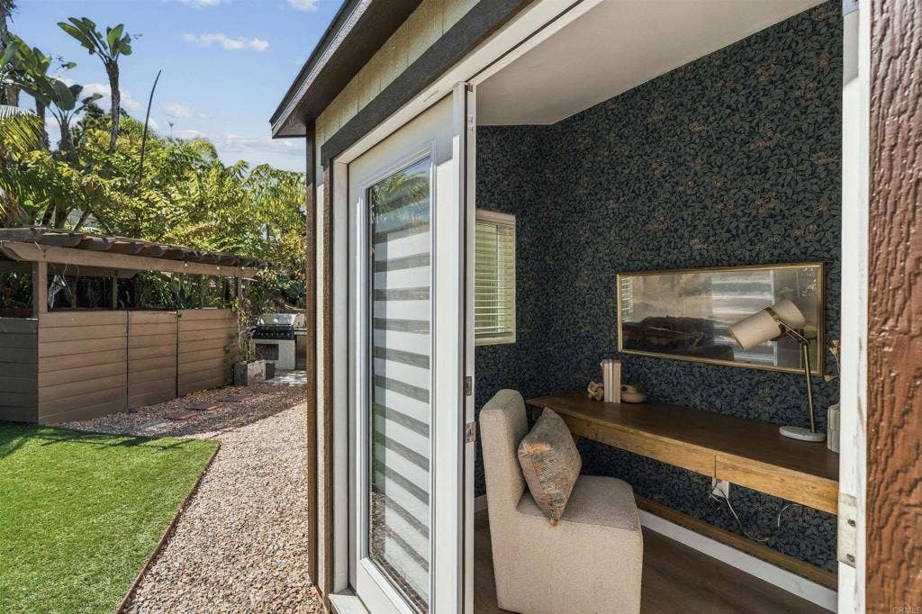 2687 Waterbury Way, Carlsbad, CA 92010 2687 Waterbury Way, Carlsbad, CA 92010