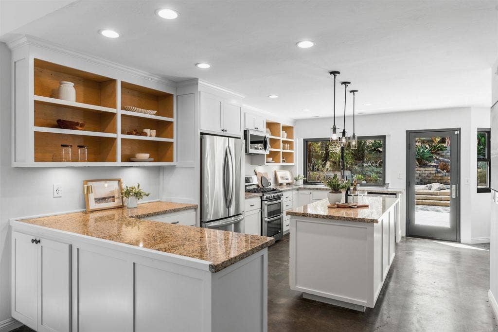 2687 Waterbury Way, Carlsbad, CA 92010 2687 Waterbury Way, Carlsbad, CA 92010