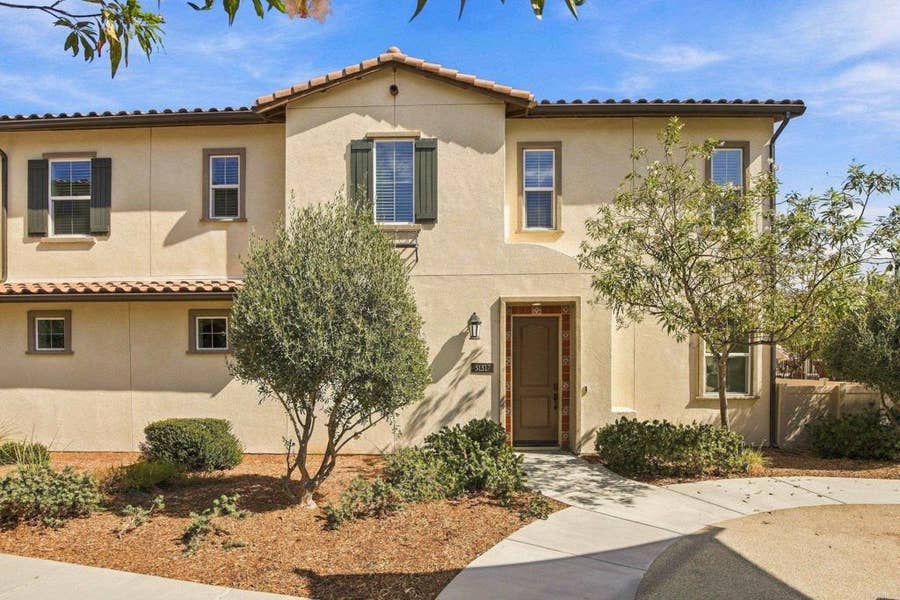 Property photo for 31317 Via Nubes, Temecula, CA