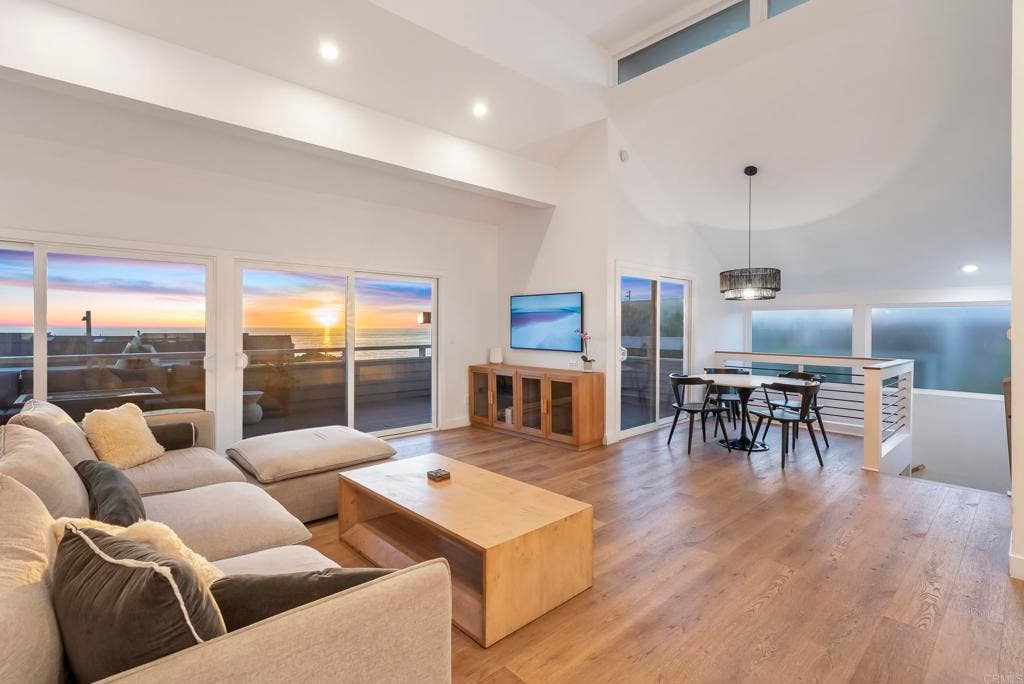 1875 Parliament Road, Encinitas, CA 92024 1875 Parliament Road, Encinitas, CA 92024