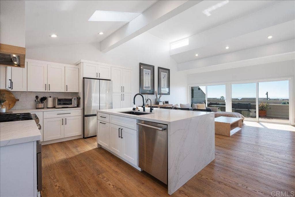 1875 Parliament Road, Encinitas, CA 92024 1875 Parliament Road, Encinitas, CA 92024