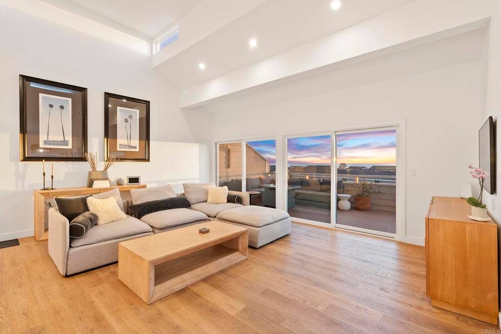 1875 Parliament Road, Encinitas, CA 92024 1875 Parliament Road, Encinitas, CA 92024