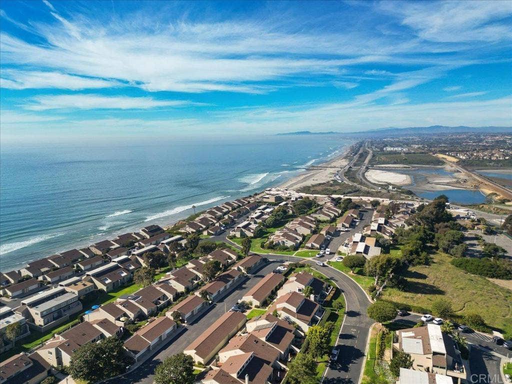 1875 Parliament Road, Encinitas, CA 92024 1875 Parliament Road, Encinitas, CA 92024