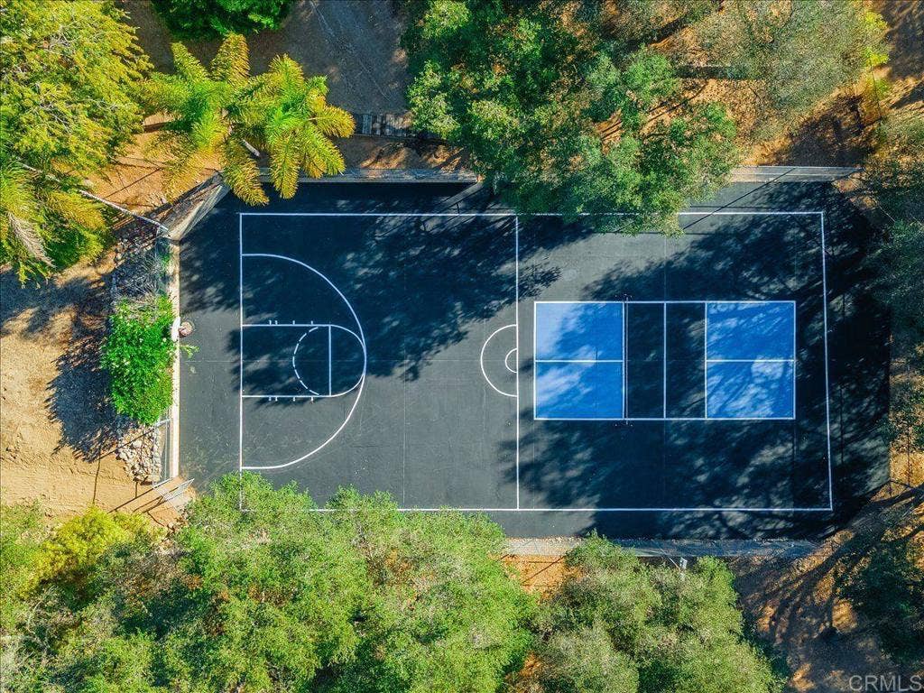 1841 Tecalote Drive, Fallbrook, CA 92028 1841 Tecalote Drive, Fallbrook, CA 92028