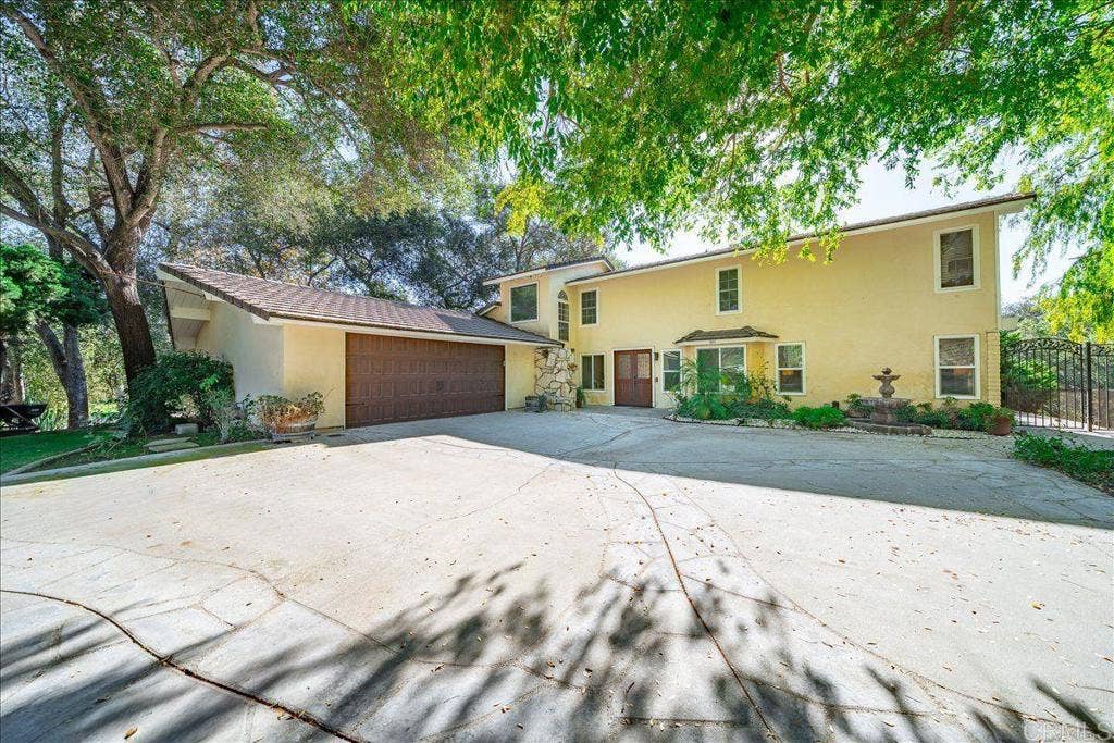 1841 Tecalote Drive, Fallbrook, CA 92028 1841 Tecalote Drive, Fallbrook, CA 92028