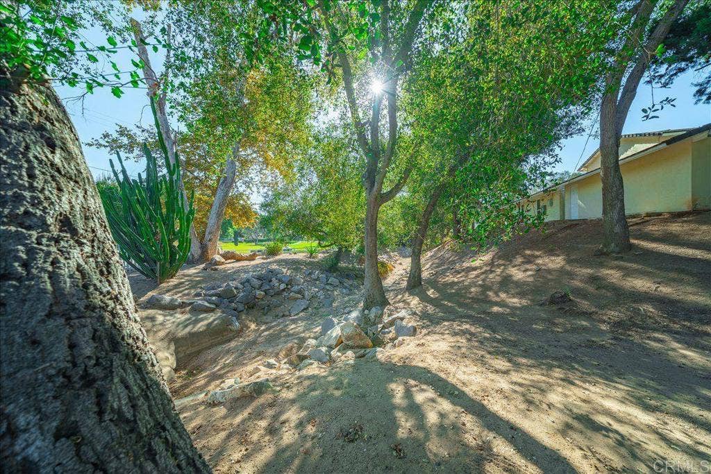 1841 Tecalote Drive, Fallbrook, CA 92028 1841 Tecalote Drive, Fallbrook, CA 92028