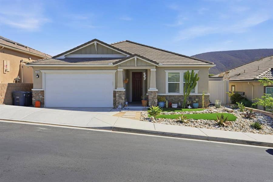 Property photo for 1354 Topanga, San Marcos, CA