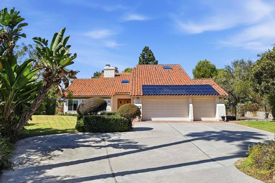 Property photo for 1122 Lark Song Lane, Encinitas, CA