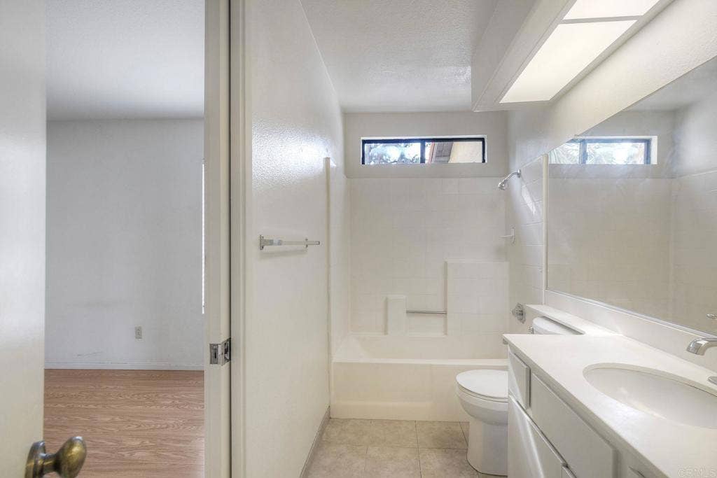 774 Lockwood Place, Oceanside, CA 92057 774 Lockwood Place, Oceanside, CA 92057