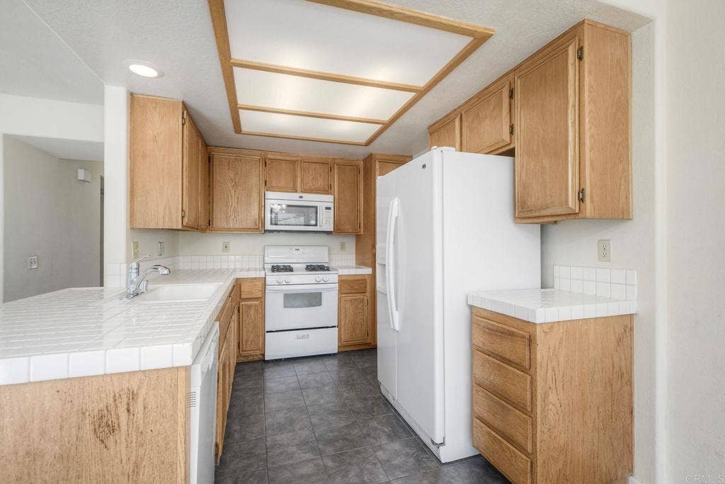 774 Lockwood Place, Oceanside, CA 92057 774 Lockwood Place, Oceanside, CA 92057