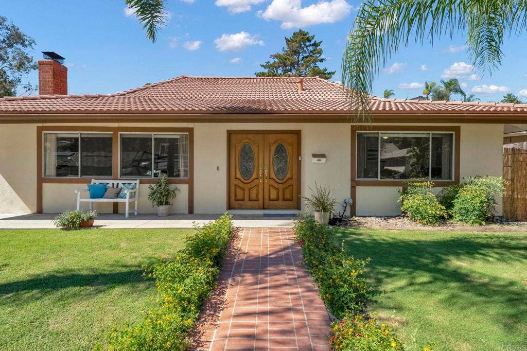 14830 Del Diablo Lane, San Diego, CA 92129 14830 Del Diablo Lane, San Diego, CA 92129