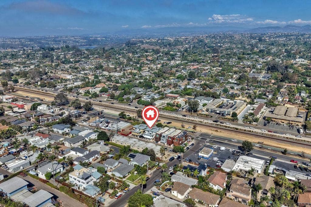 1222 N. Coast Hwy 101, Encinitas, CA 92024 1222 N. Coast Hwy 101, Encinitas, CA 92024