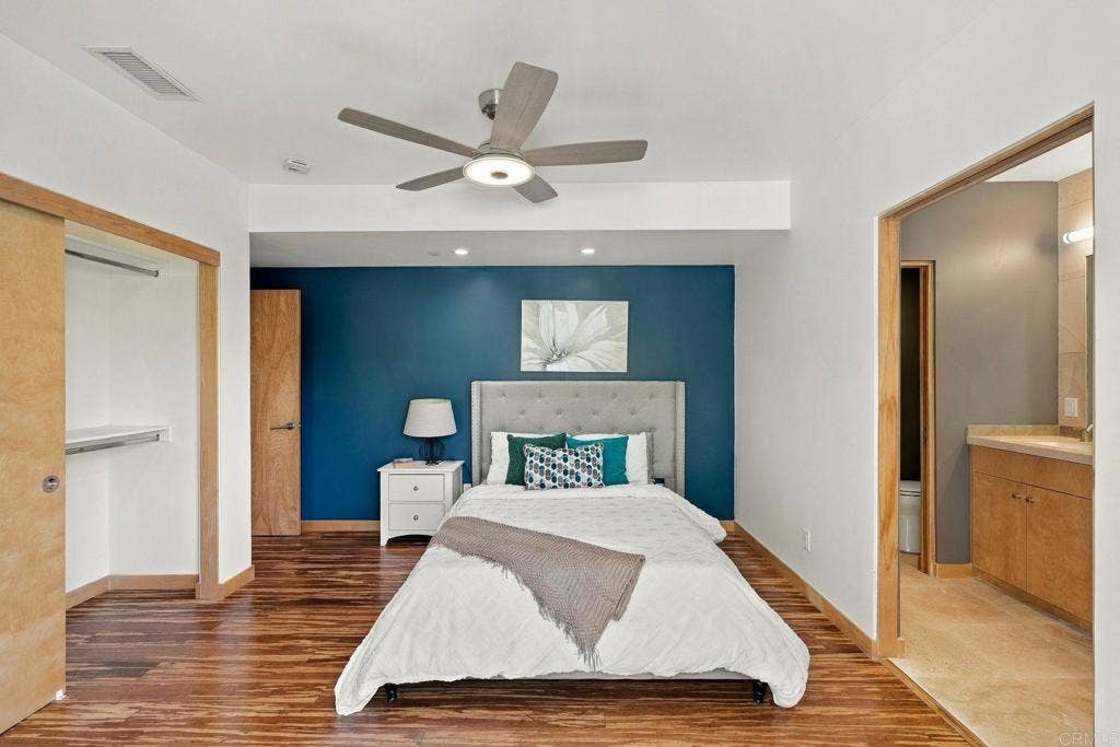 1222 N. Coast Hwy 101, Encinitas, CA 92024 1222 N. Coast Hwy 101, Encinitas, CA 92024