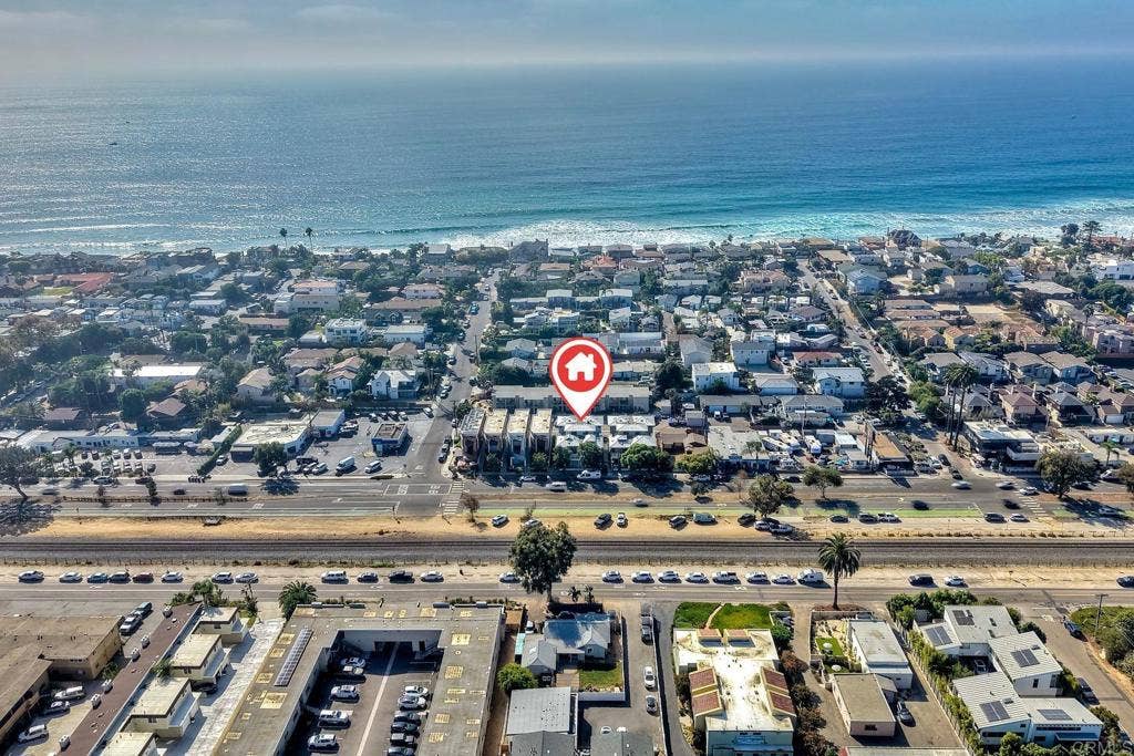 1222 N. Coast Hwy 101, Encinitas, CA 92024 1222 N. Coast Hwy 101, Encinitas, CA 92024